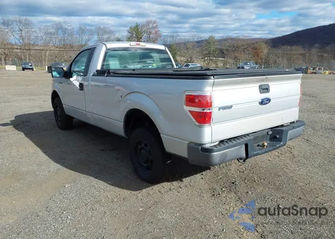 2014 Ford F-150 Xl z USA, uszkodzony, nr VIN 1FTMF1CM7EKE73393